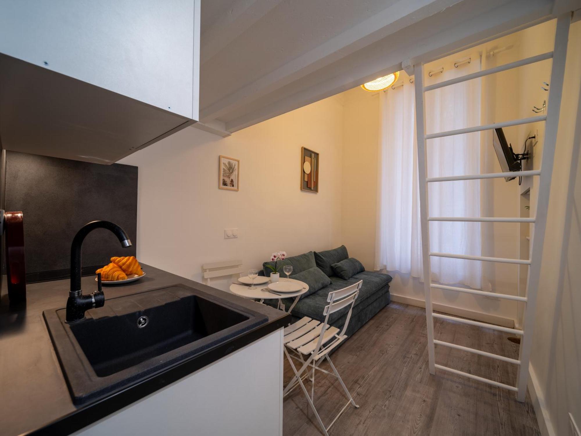 " Le Barthelemy " Appartements Neufs Climatises Tout Equipes Au Coeur De Marseille Bagian luar foto